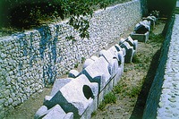 Саркофаги раннехрист. некрополя в Салоне (совр. Солин. Хорватия). IV–V вв.