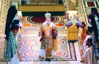 Иоанн (Зизиулас), митр. Пергамский, возглавляет литургию в ц. Сан-Витале в Раввенне. Фотография. 14 окт. 2007 г.
