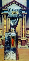 Реликварий с мощами св. Иудикаэля. 2-я пол. XV в. (приходская церковь в Пемпоне)