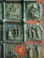 Двери зап. портала ц. Сан-Дзено в Вероне. Ок. 1100 г.