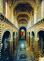 Интерьер собора в Сиене. 1229–1370 гг.
