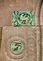 Рельеф на фасаде Руисского кафедрального собора
