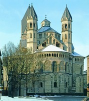 Церковь св. Апостолов в Кёльне. Вост. фасад