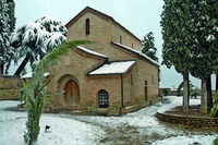 Церковь-мартирий во имя вмч. Георгия Победоносца в мон-ре Бодбе (Грузия)