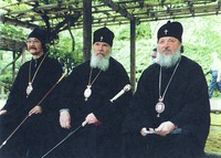 Патриарх Алексий II, митр. Кирилл и митр. Токийский и всея Японии Даниил. Киото. 16 мая 2000 г.