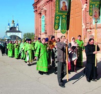 Крестный ход в Макариевом Жабынском мон-ре. Фотография. 2014 г.