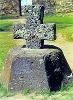 Крест в мон-ре Манглиси