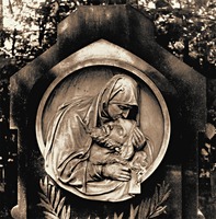Оплакивание Христа. Надробие К. Рёдера. Скульптор В. А. Кафка. После 1900 г. (Введенское кладбище, Москва)
