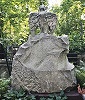 Надгробие М. М. Пришвина. Скульптор С. Конёнков (Введенское кладбище, Москва)