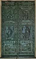 Центральные врата старой базилики. 1445 г. Скульптор А. Аверулино (Филарете)