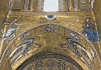 Благовещение. Мозаика над вост. аркой средокрестия. 1146 — ок. 1151 г. Фото: О. С. Овчарова
