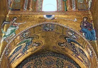 Благовещение. Мозаика над вост. аркой средокрестия. 1146 — ок. 1151 г. Фото: О. С. Овчарова