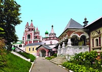 Троицкая и Преображенская церкви, звонница, Царицыны палаты. Фотография. 2019 г. Фото: Ф. А. Зверев