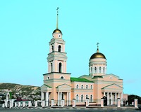 Кафедральный собор во имя Св. Троицы в Вольске. 2006–2009 гг. Фотография. 10-е гг. XXI в. Фото: А. И. Нагаев