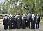 Патриарх Московский и всея Руси Алексий II на праздновании 100-летия канонизации прп. Серафима Саровского. Фотография. 2003 г.