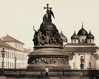Памятник «Тысячелетие России» в Вел. Новгороде. 1862 г. Архит. В. Гартман, скульпторы М. О. Микешин, И. Н. Шредер. Фотография. Нач. XX в.