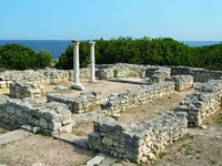 Базилика в базилике. VI в., X в., XII–XIII вв. (Музей-заповедник «Херсонес Таврический»). Фотография. 2006 г. Фото: Andrew Butko/Wikipedia Commons