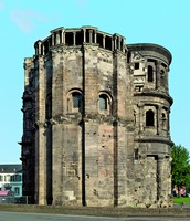 Башня в Порта Нигра, где подвизался св. Симеон Трирский. Фотография. 2014г. Фо-то: Berthold Werner /Wikimedia Commons