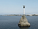 Вид на Севастополь и памятник затопленным кораблям. Фотография. 2020 г. Фото: В. Е. Сусленков 