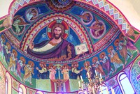 Роспись алтаря ц. во имя вмч. Георгия во Владикавказе. 2014–2017 гг. Художники Марзоев С. М., Валиев З. Х., Айларова О. Т., студенты Тобольской иконописной школы. Фото: С. М. Марзоев