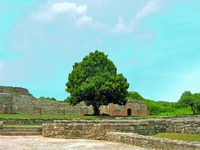 Руины дворца имп. Галерия 293–305 гг. Археологический комплекс Гамзиград-Ромулиана. Фото: Svetslike / Wikimedia Commons