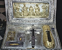 Ковчег со св. мощами (левой рукой) равноап. Марии Магдалины в мон-ре Симонопетра. Фото: go-athos.com