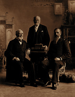 У. Вудраф (в центре), Дж. Кэннон (слева), and Дж. Смит (справа). Фотография Ч. Р. Сэвиджа. 1894 г. (коллекция Ч. Р. Сэвиджа в ун-те Бригама Янга в Прово, шт. Юта) Фото: lib.byu.edu