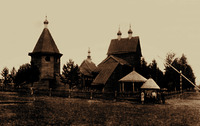 Троице-Благовещенский храм (1630–1633), ц. ап. Иоанна Богослова (нач. 80-х гг. XVII в.), колокольня (1653). Фотография. Нач. XX в.