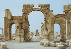 Арка Септимия Севера в Пальмире. III в., разрушена в окт. 2015 г. Фотография 2011 г. Фото: А. С. Зверев