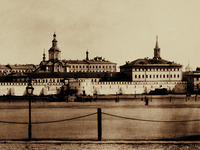 Вид на Заиконоспасский монастырь и здания Славяно-греко-латинской академии. Фототипия. 1884 г.