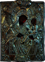 Словинская икона Божией Матери в окладе. 2-я треть XVI в., оклад кон. XVIII — нач. XIX в. (ц. прп. Геннадия Костромского в пос. Антропово Костромской обл.) Фото: прот. Виталий Воскресенский