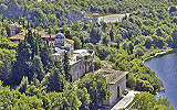 Монастырь Тврдош. Фотография. 2014 г. Фото: ВФП / Wikimedia Commons