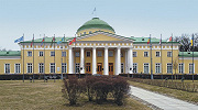 Таврический дворец (Конногвардейский дом). 1782–1790 гг. Фотография. 2022 г. Фото: Ф. А. Зверев