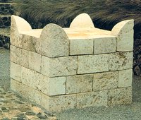 Реконструкция «рогатого» жертвенника из Беэр Шевы